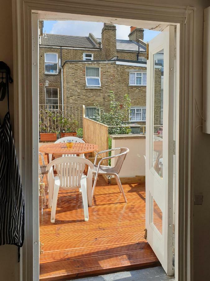 Home In Queen'S Park London Ngoại thất bức ảnh
