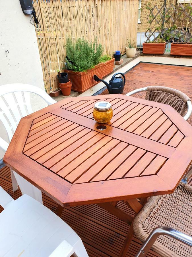 Home In Queen'S Park London Ngoại thất bức ảnh