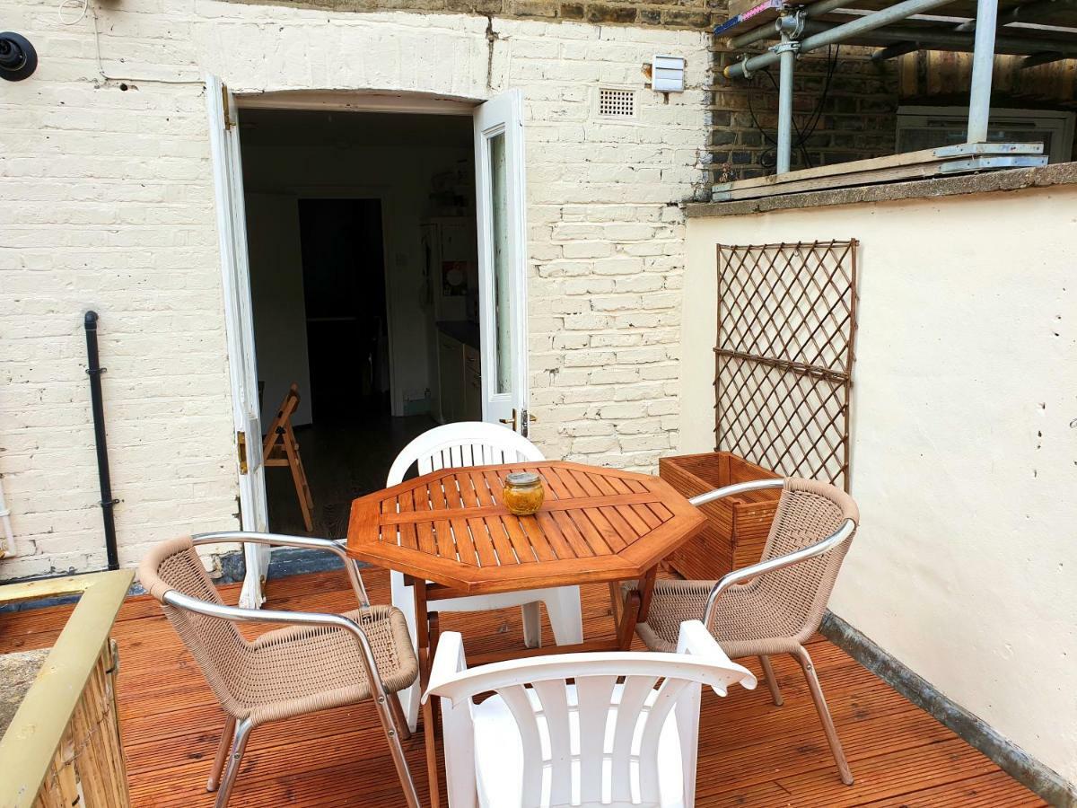 Home In Queen'S Park London Ngoại thất bức ảnh